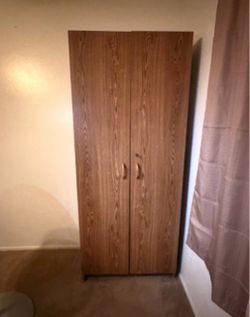 Storage cabinet