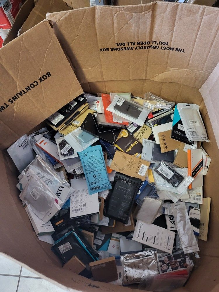 BULK CELL PHONE CASES PLUS MORE