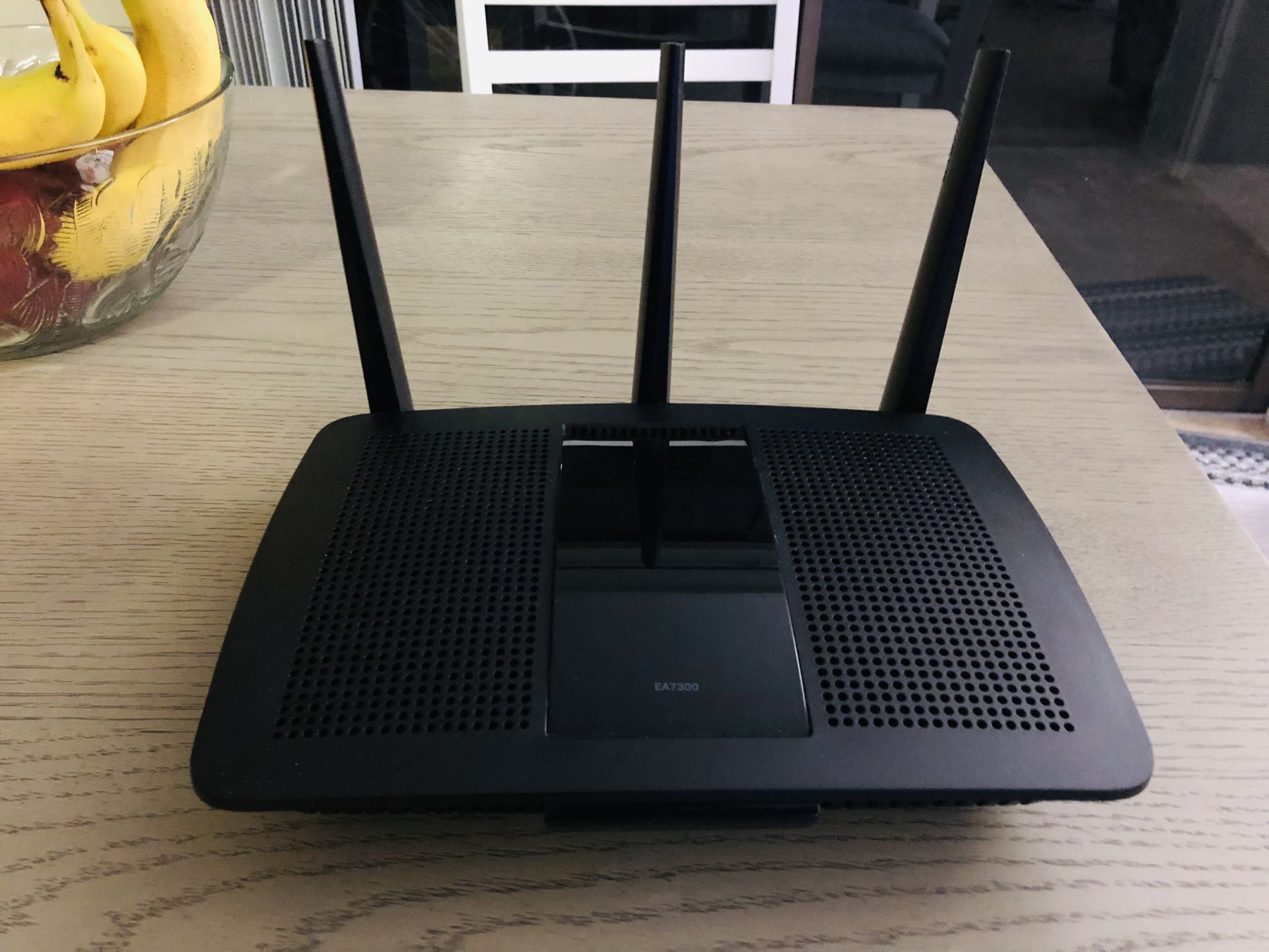 Dual Band Linksys EA7300 Gigabit WiFi Router For Sale!