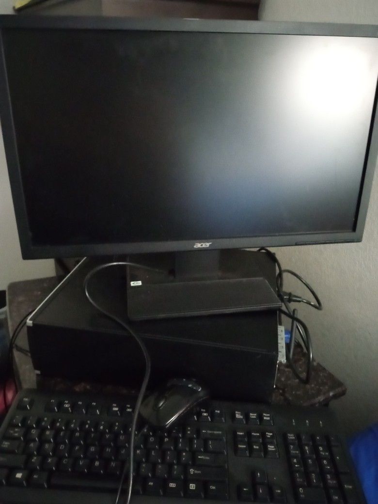 Acer Desktop PC Set