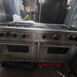60" VIKING GAS RANGE STAINLESS STEEL 
