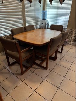 Oak dining table
