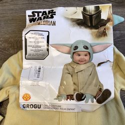 Baby Yoda Costume