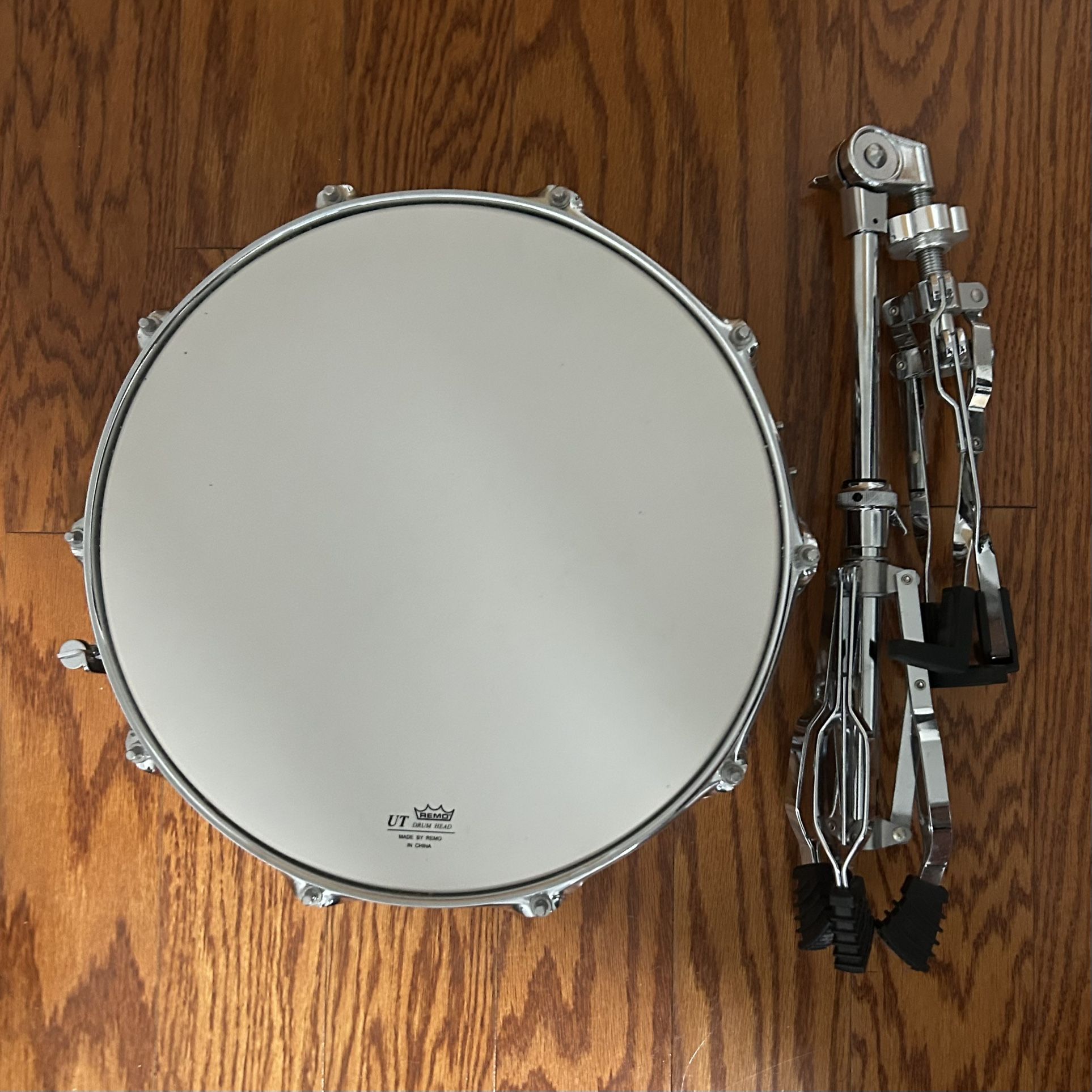 Red Yamaha Drum Snare with Stand