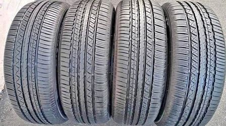 225 55 18 vendo un set de llantas usadas en excelente condición marca FALKEN