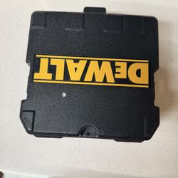 Dewalt Lazer Level  80$