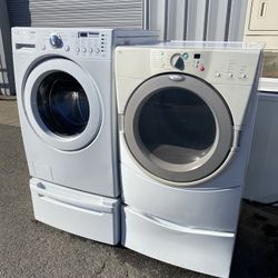 Frontload Lg Washer and Whirlpool electric dryer can deliver The rubber part on the washer is a little old but it doesn’t affect the laundry and it do