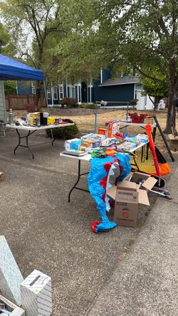 Garage Sale!!!!
