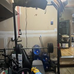 bench press/squat rack