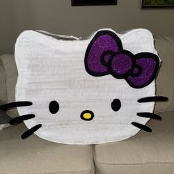 Hello Kitty Piñata