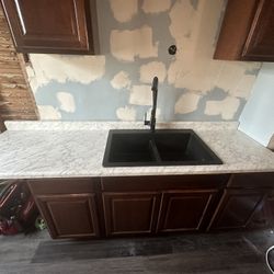 6 Piece Hampton Bay Kitchen Cabinets 