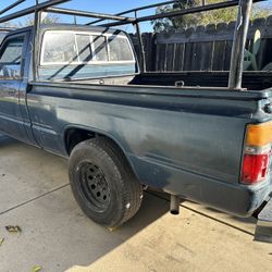 Toyota Pickup 