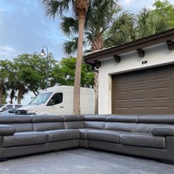 Sectional Couch/Sofa - Gray - Italian Leather - Delivery Available 🚛