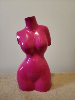 Desk Top Pink Mannequins 