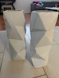Set of 2 White Geometric Ceramic Vases 15 inches