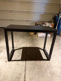 Black Desk 30”
