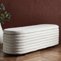 SAFAVIEH Couture Denissa Oval Storage Bench – Ivory Bouclé