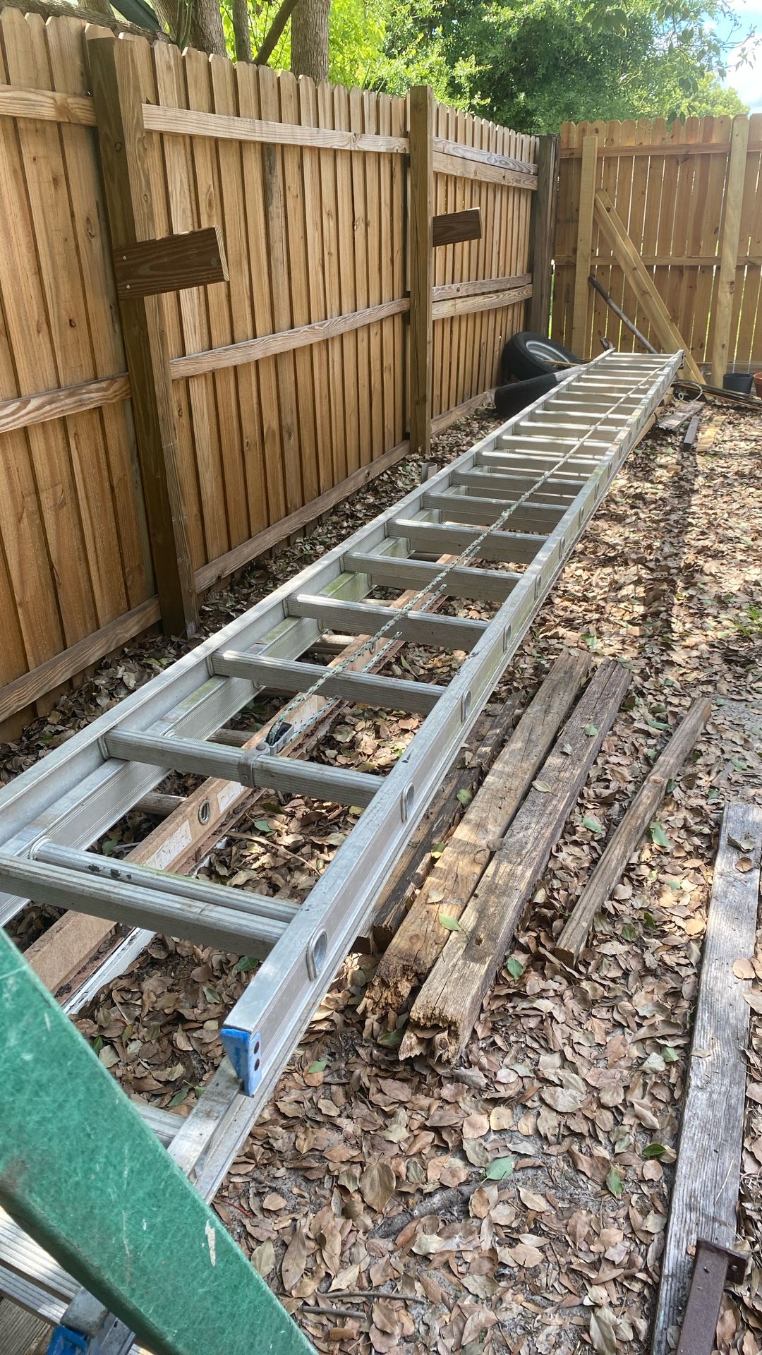40 foot aluminum ladder 22 years old