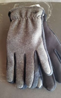 Dockers Men's Lined Leather Touch Screen Gloves.