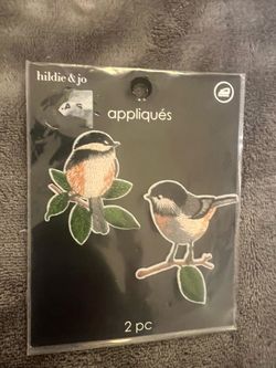 Hildie & Jo Iron-On Appliqué Patches Lot of 4 - Tiger, Pink Roses, Birds, Daisy
