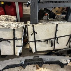 Chevy 07.5-10 Silverado Crew Cab Rear Seats Leather With Seat Covers