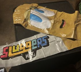 Sluggers Blow Up Party Decor 