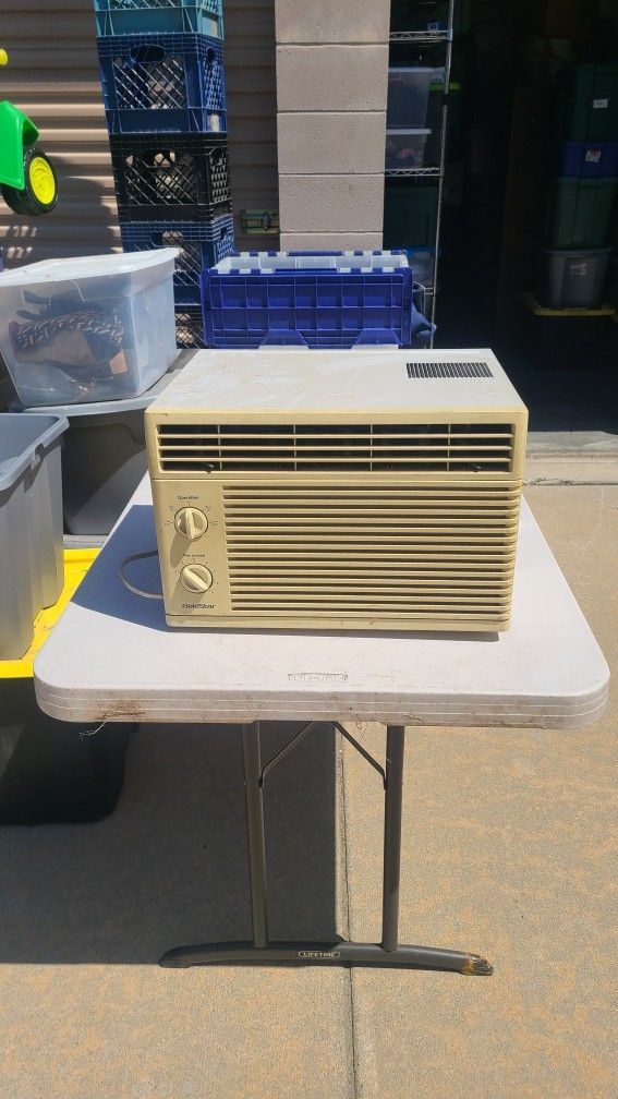 Goldstar R5050 5000 BTU Window AC