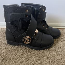 Black Boots