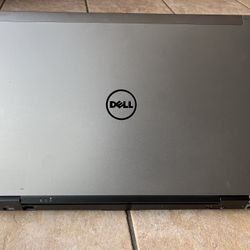 Dell Laptop Nice And Working