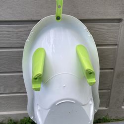 Baby bathtub, used, in good condition.Baneta oara bebe, usada, en buen estado