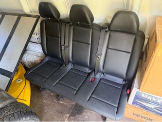 2020 Sprinter Van 3-passenger seat