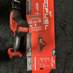 Hackzall Milwawkee Fuel M18