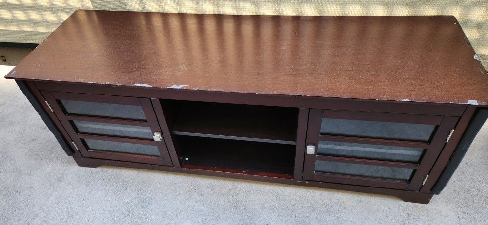 TV console With Storage