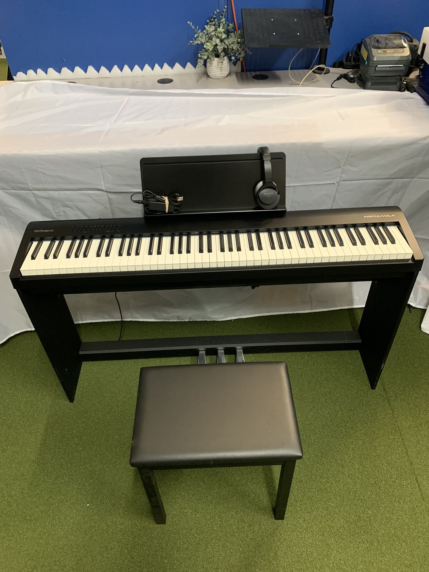 Roland FRP Nuvola Digital Piano Bundle