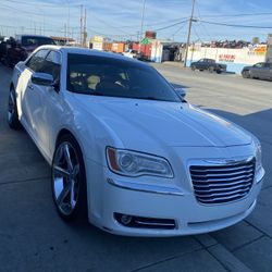 2012 Chrysler 300c 5.7 