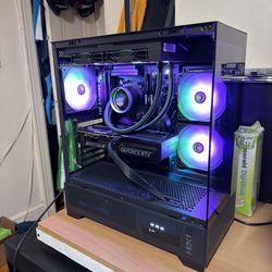 Gaming Computer RTX 5070