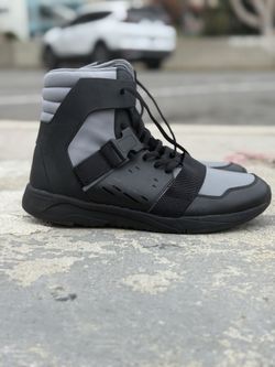 Ryderwear Footwear Gym Shoes Size 10