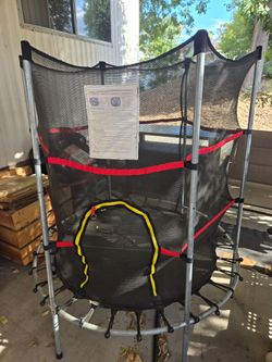 Kids Trampoline with Safety Enclosure Net