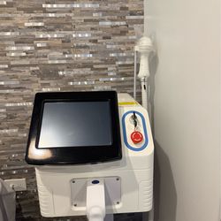 808nm/755nm/1064nm Diode Laser Hair Removal Machine