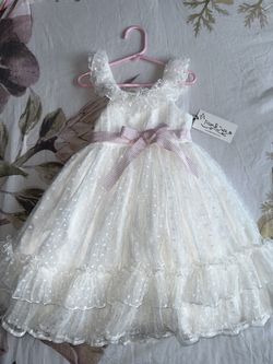 Pippa & Julie White toddler Dress with Pink Detail bow for Sale in Denver,  CO - OfferUp