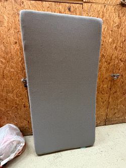 Twin Mattress and bed in excellent condition