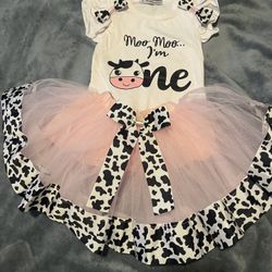 ONE Year Old outfit/banner 