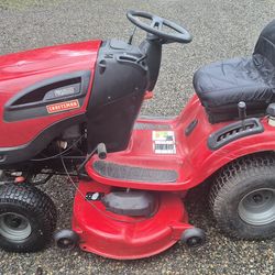 Craftsman Riding Lawnmower