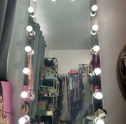 Light up full body mirror