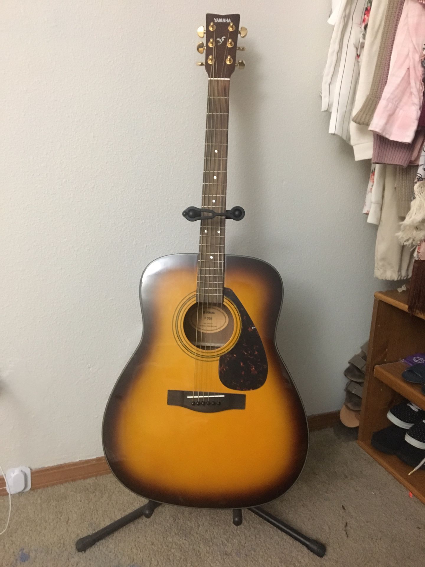Yamaha F335 acoustic guitar with all accessories TAKING BEST OFFER