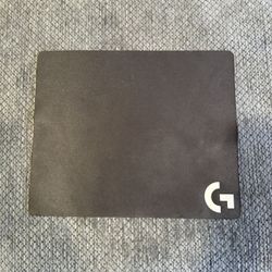 Logitech g440 gaming mouse pad-11 by 12 inches