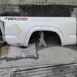 2016-2020 Toyota Tacoma Right Rear Trunk Panel