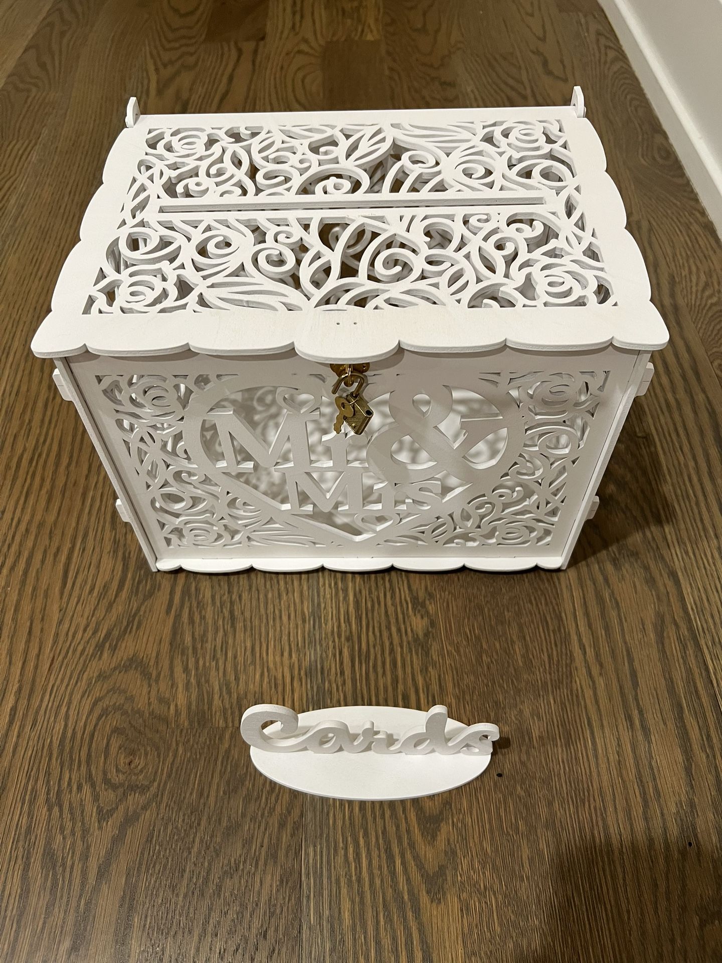 Mr. & Mrs. Wedding Card Box