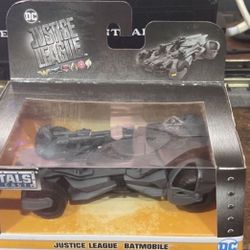 batmobile justice league Jada toys O Scale