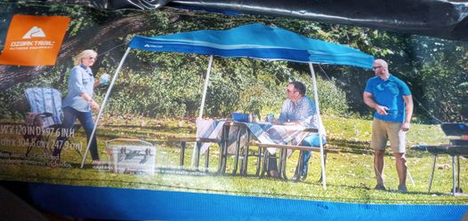 10 X 10 Easy Up Ozark Trail Like New! Used Only Once Paid $224